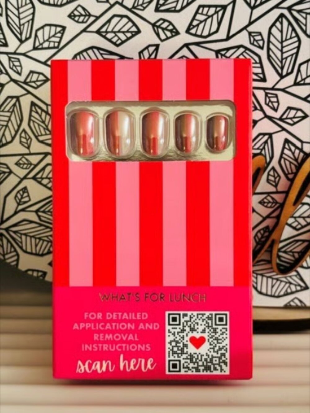 Hello Love What's For Lunch Press On Nails